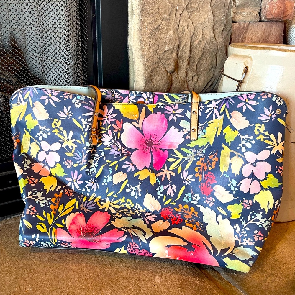 Navy blue floral tote bag